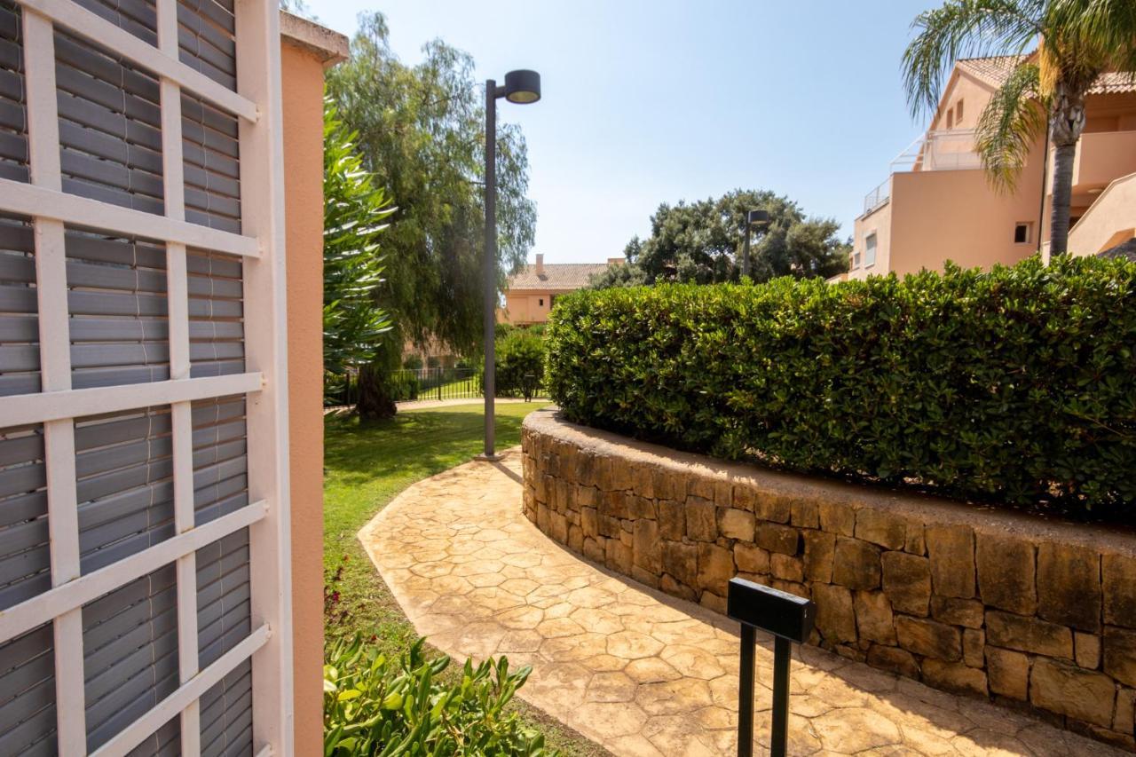 Ground Floor Apartment, Los Jardines De Santa Maria Elviria Marbella Exteriör bild