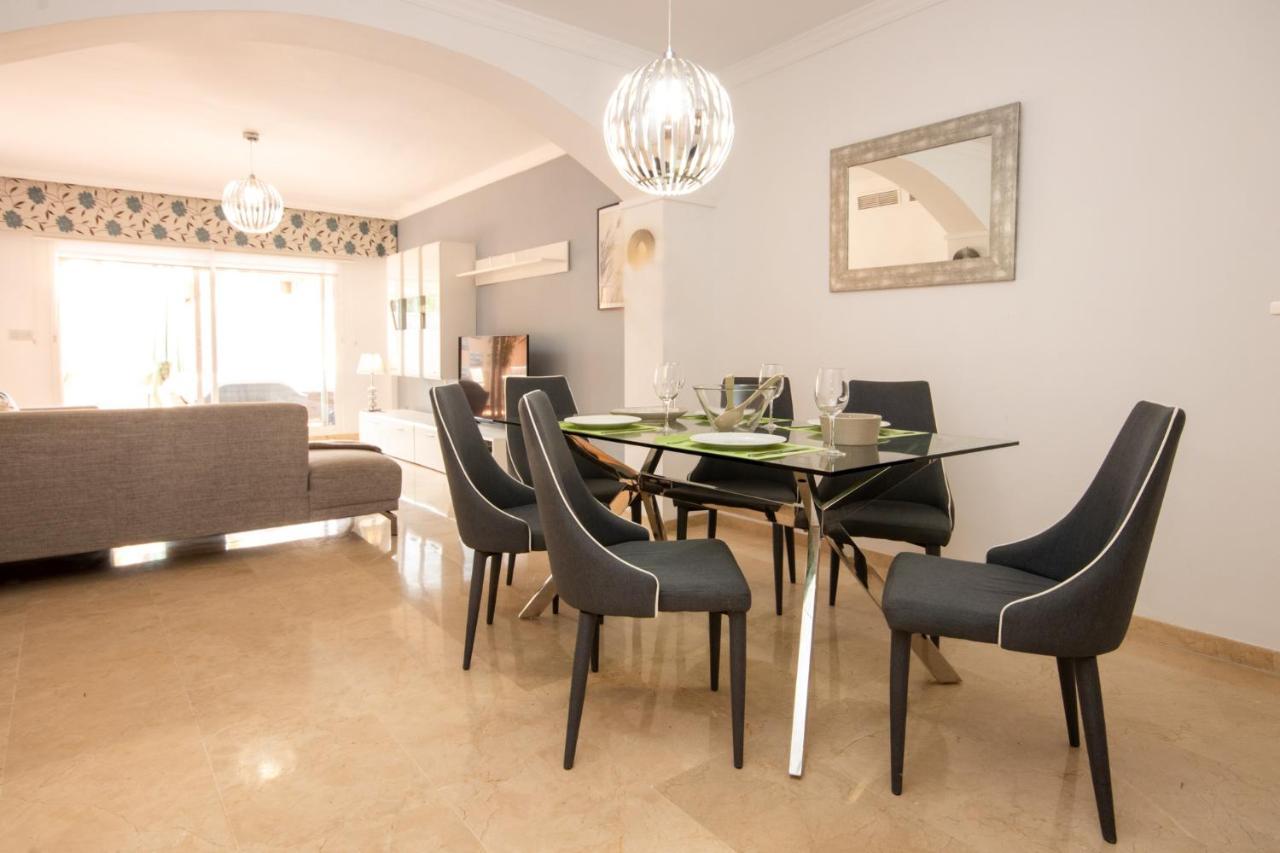 Ground Floor Apartment, Los Jardines De Santa Maria Elviria Marbella Exteriör bild